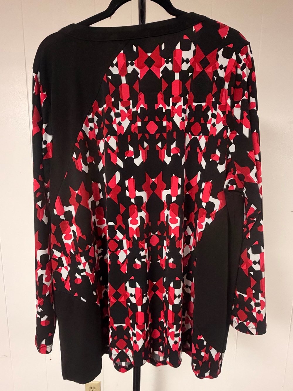CJ Banks Black Red and White Geometric Long Sleeve Dress